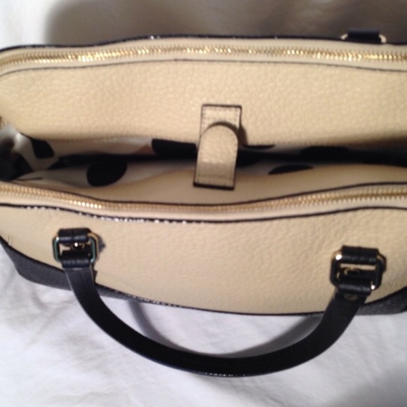 Kate Spade Large Purse - Picture 4 of 4